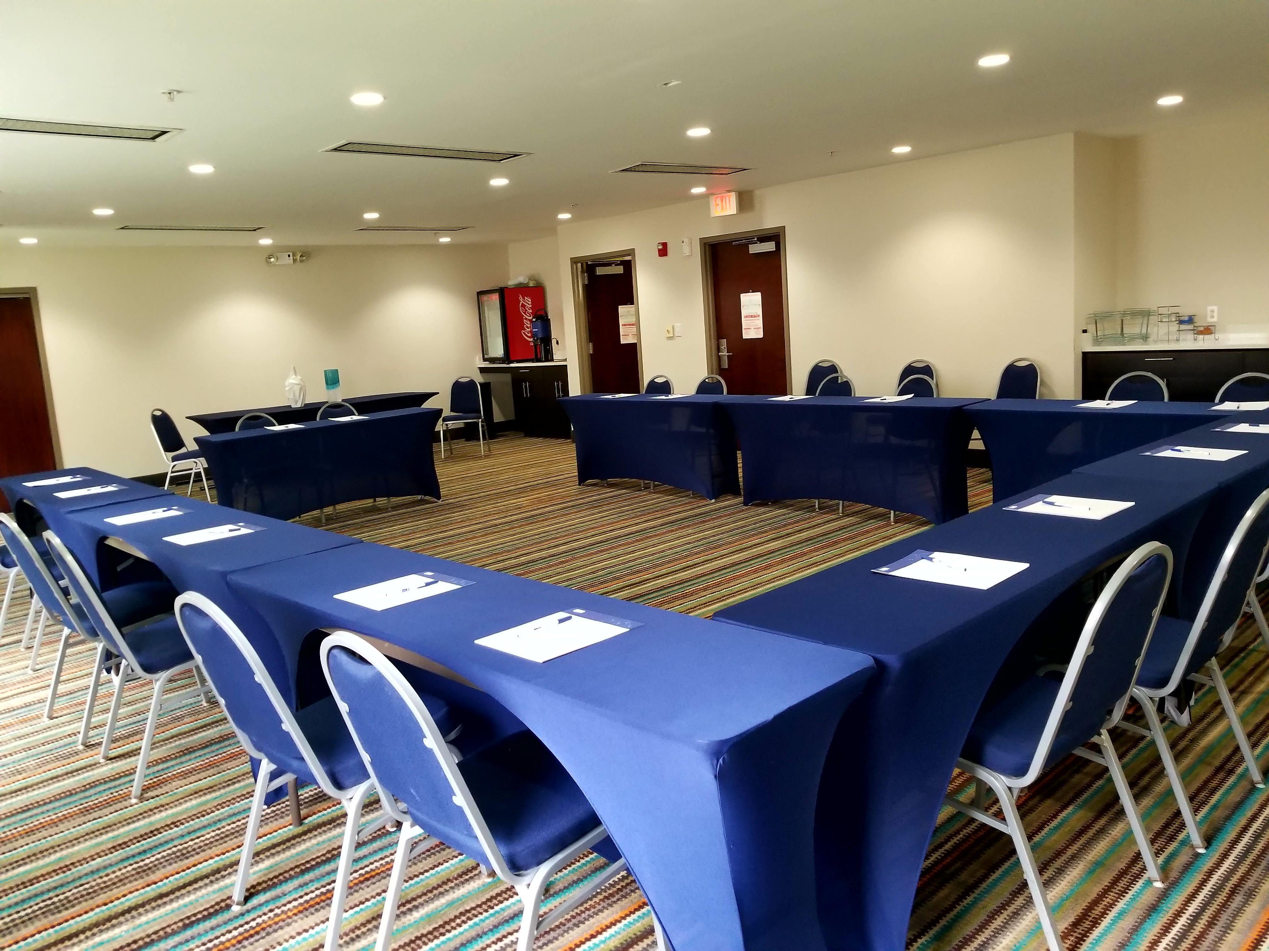 Holiday Inn Express Hotel & Suites Mebane By Ihg Εξωτερικό φωτογραφία