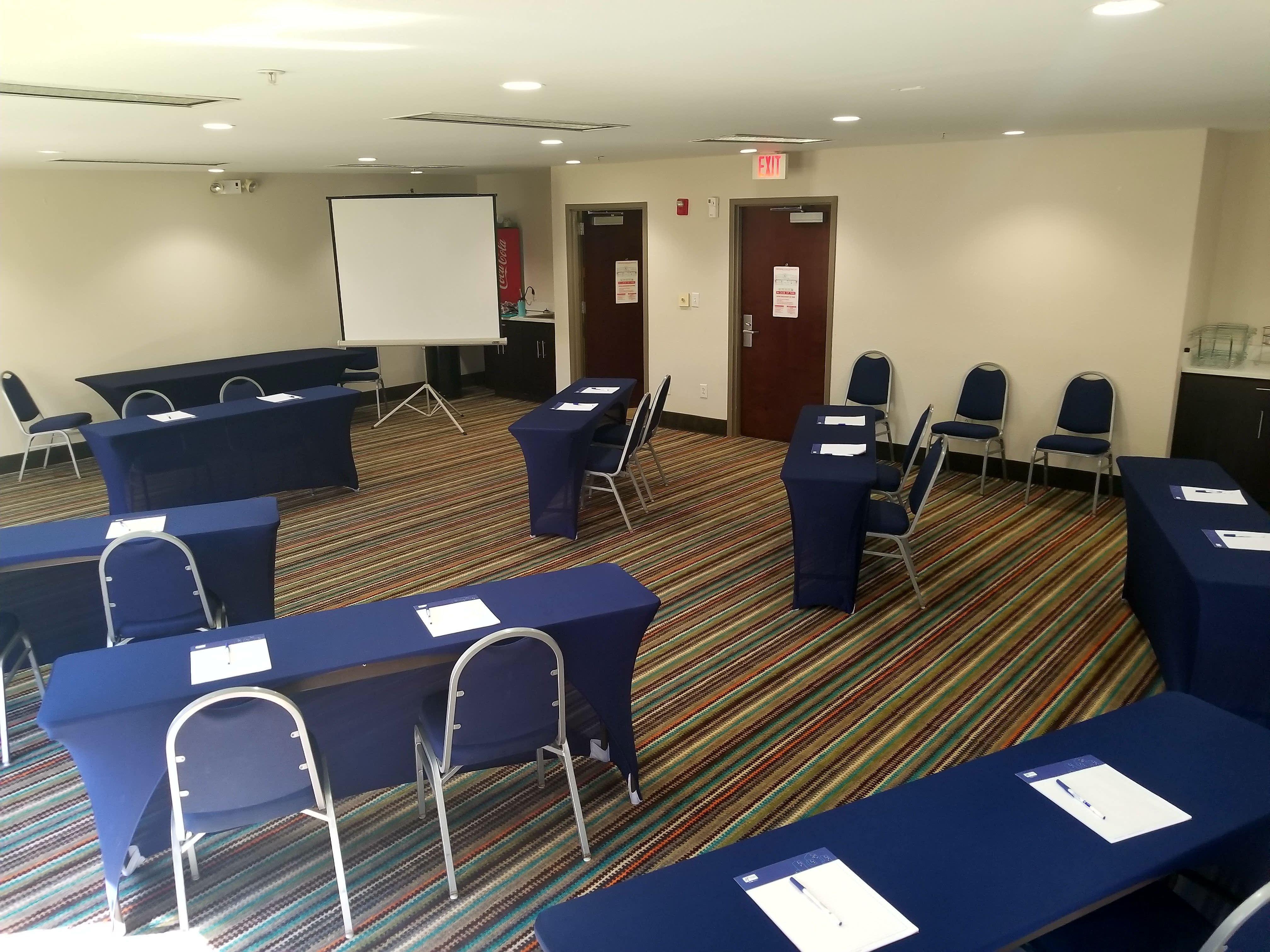 Holiday Inn Express Hotel & Suites Mebane By Ihg Εξωτερικό φωτογραφία